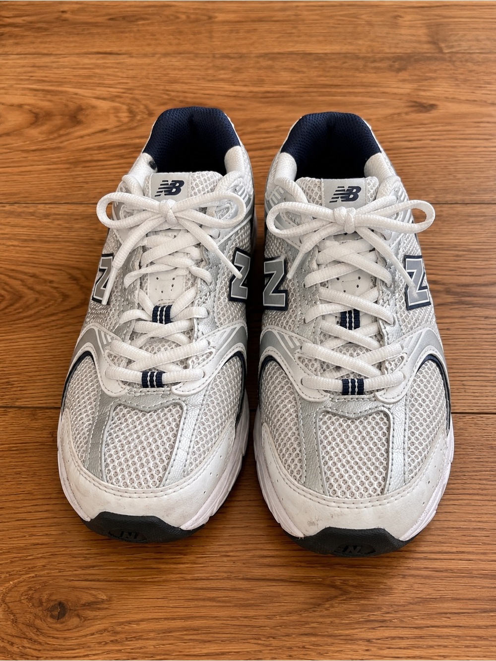 New Balance White 530 Running Sneakers sz 8W 6.5 M